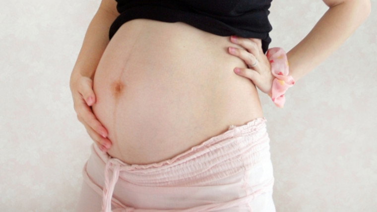 妊娠中期から後期あたりのお腹の様子